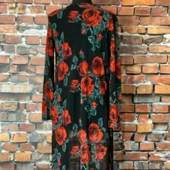 The Sparkling Spur TIFFIANY'S CLOSET Shear Black Rose Duster