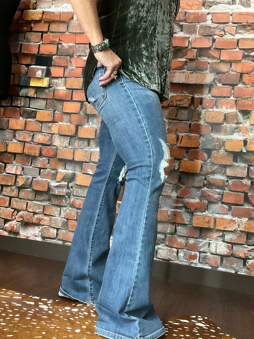 Best Pirce โ๏ธ Hidden Happi Mid Rise Flare ๐ 5 Hidden Happi Mid Rise Flare