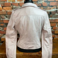 The Sparkling Spur Miss Ashley