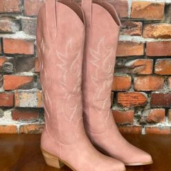 The Sparkling Spur New Arrivals Miss Sinatra Boots