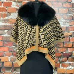 Oo La La Letter Pattern Short Cape With Fox Collar New Arrivals