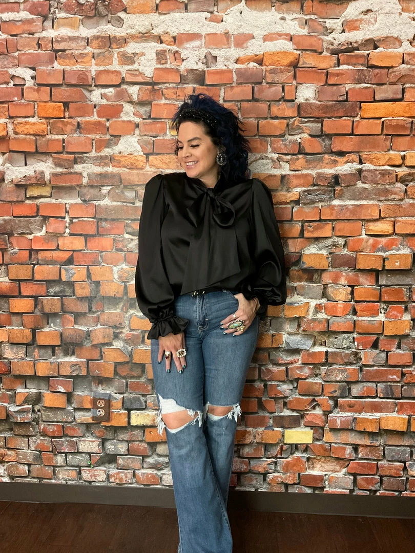 Best Pirce โ๏ธ Hidden Happi Mid Rise Flare ๐ 8 Hidden Happi Mid Rise Flare