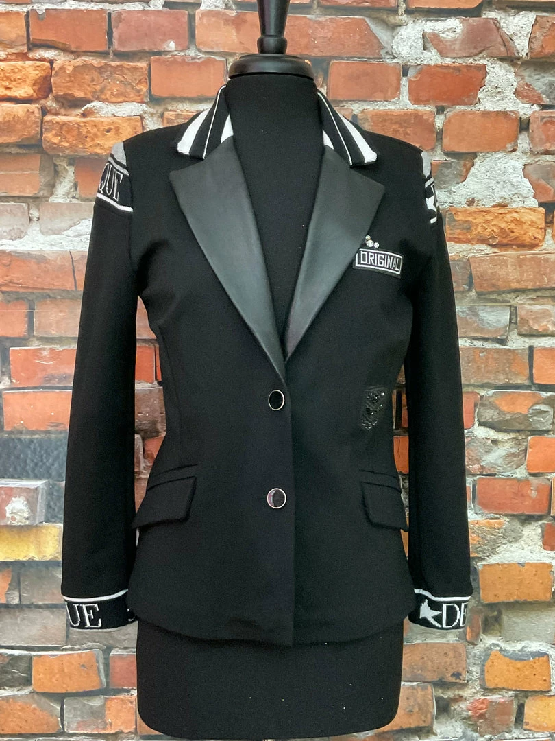 Budget โ The Sparkling Spur TIFFIANY'S CLOSET Unique Jacket ๐ 3 The Sparkling Spur TIFFIANY'S CLOSET Unique Jacket