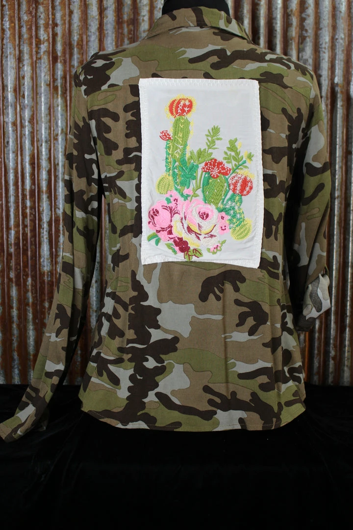 Hot Sale ๐ The Sparkling Spur Camo ๐ Shirt With Embroidery Patch ๐ 3 The Sparkling Spur Camo Shirt With Embroidery Patch