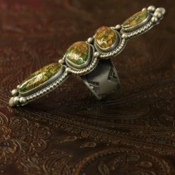 The Sparkling Spur Stone Mountain Turquoise Ring Jewelry