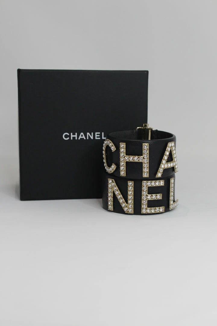 Deals ๐ฅ TIFFIANY'S CLOSET Chanel Cuffs ๐ 4 TIFFIANY'S CLOSET Chanel Cuffs
