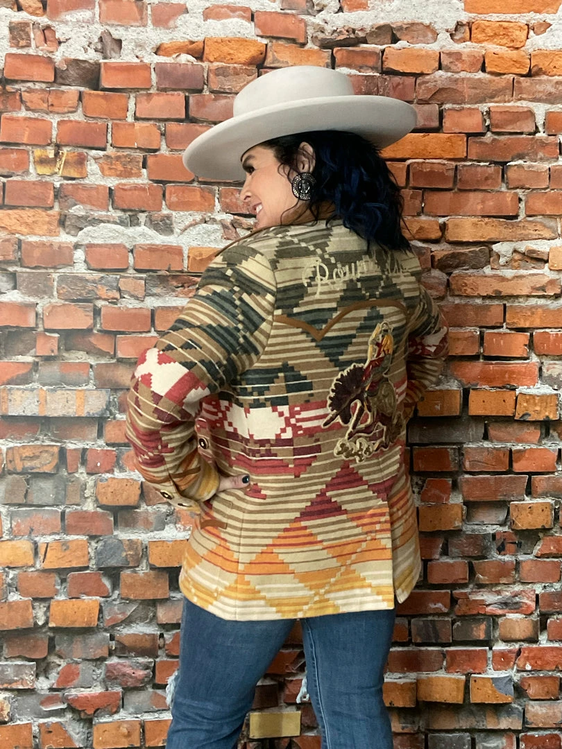 Flash Sale π₯° Double D Ranch - Yellowstone Jackets Yellowstone Camp Blanket Jacket β 8 Double D Ranch - Yellowstone Jackets Yellowstone Camp Blanket Jacket