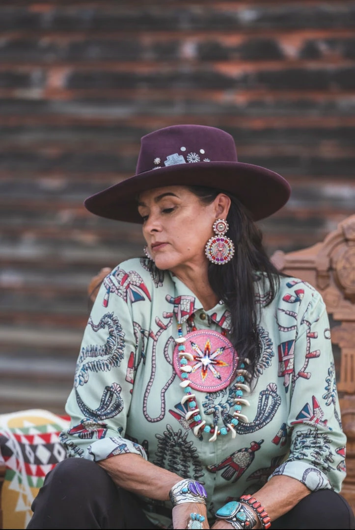 Promo π₯° Double D Ranch Pueblo Top TIFFIANY'S CLOSET π₯° 3 Double D Ranch Pueblo Top TIFFIANY'S CLOSET