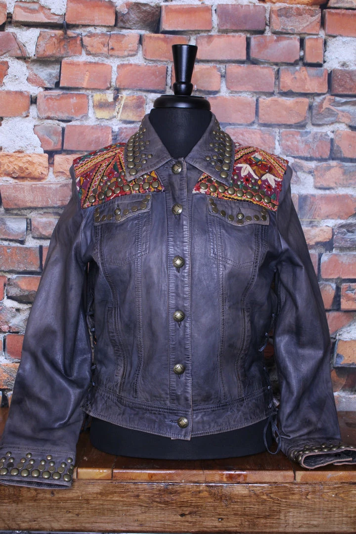 Flash Sale ๐ Double D Ranch Wear Mixed Up Trucker Jacket TIFFIANY'S CLOSET โค๏ธ 3 Double D Ranch Wear Mixed Up Trucker Jacket TIFFIANY'S CLOSET